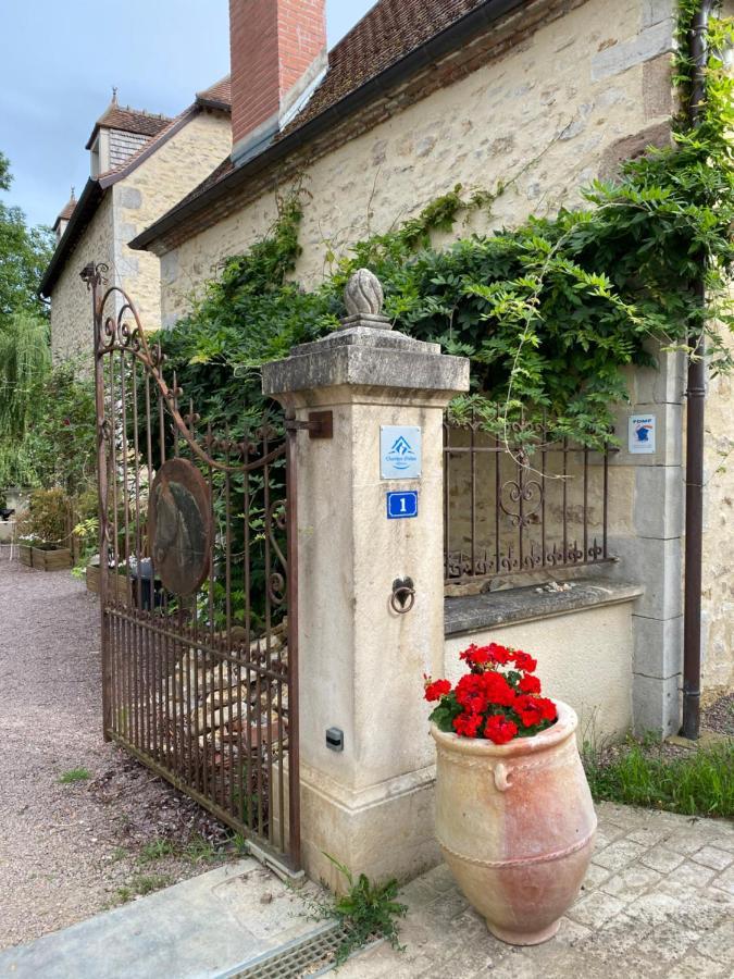فندق Charenton-du-Cherفي  Moulin Le Fleurie المظهر الخارجي الصورة